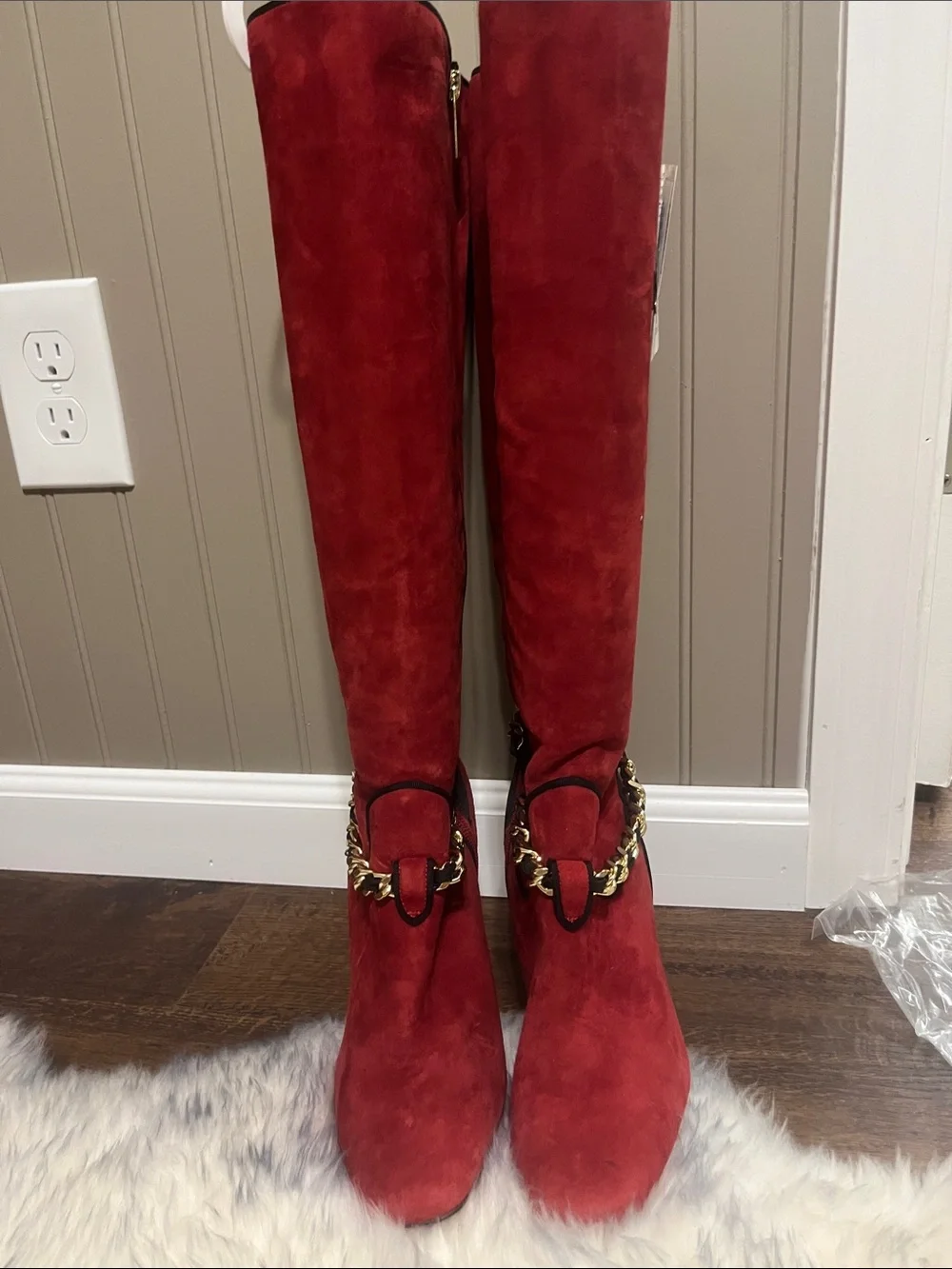 KARl LAGERFIELD  Super sexy Red Suede Knee-High Boots with Gold Chain Accent